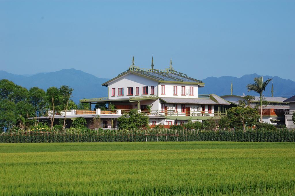 March 3 B&B Yilan Luodong Esterno foto